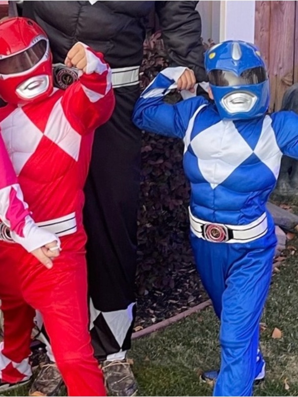 Blue Power Ranger Costume - Picture 3 of 3